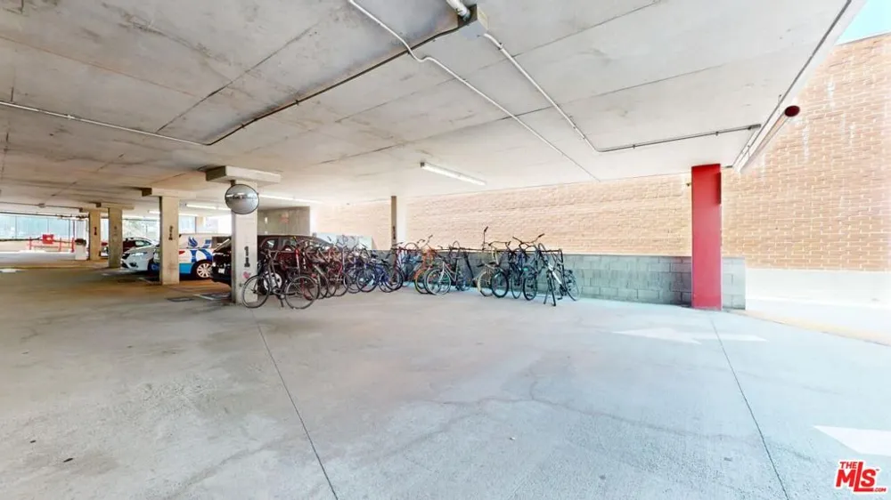 420 S San Pedro Street #421 Los Angeles, CA 90013