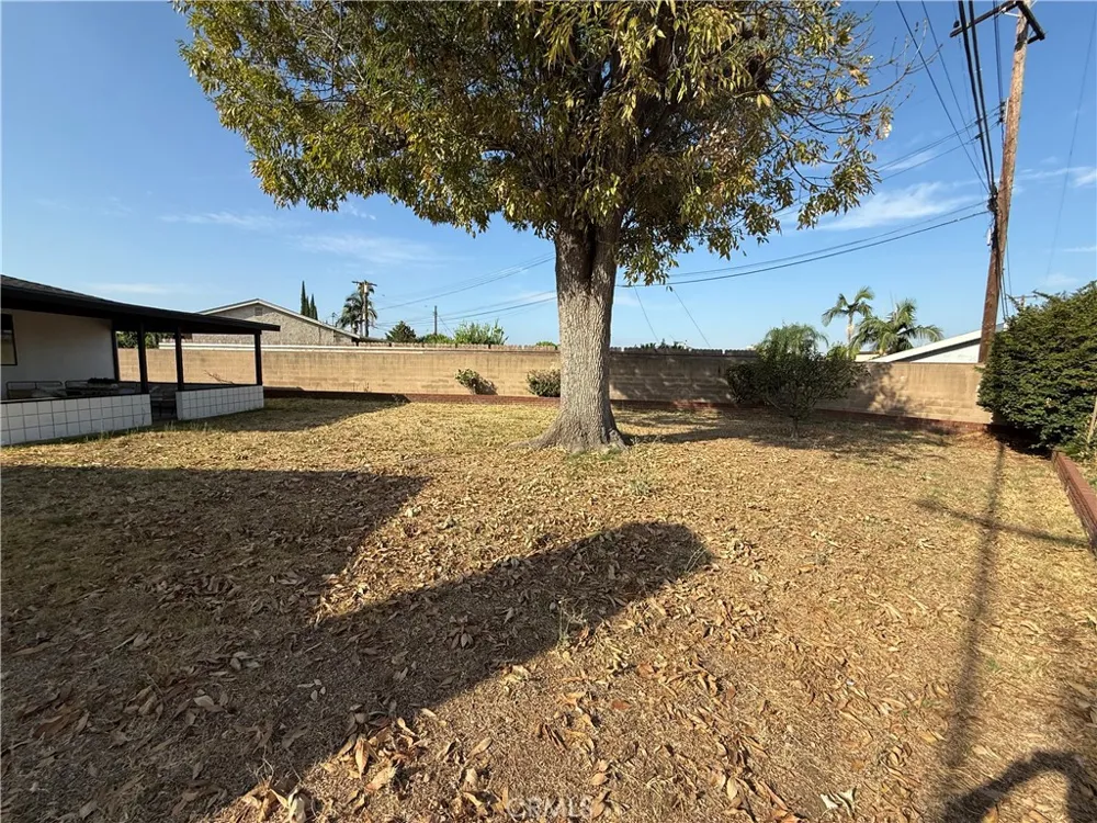 605 W Gaillard Street Glendora, CA 91740