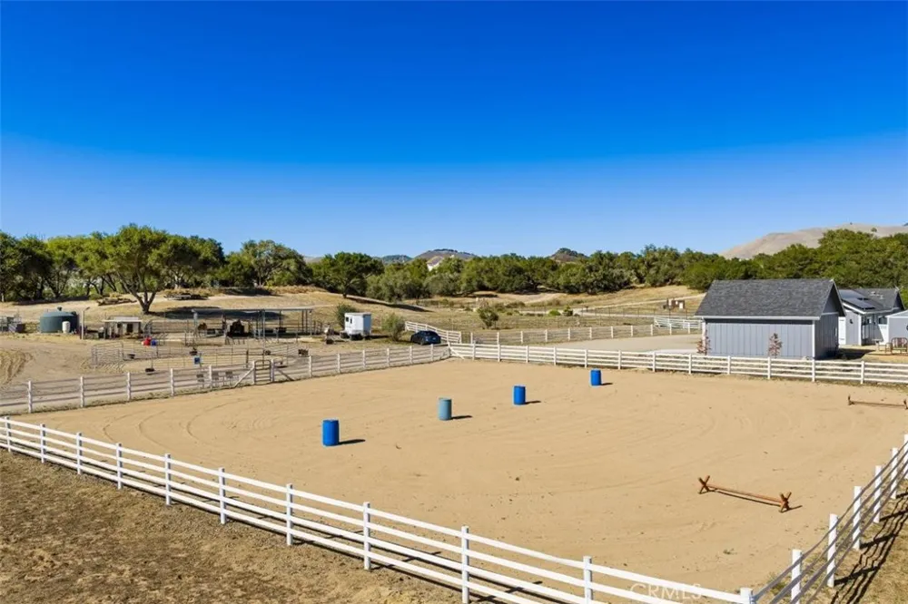 169 Cimarron Arroyo Grande, CA 93420