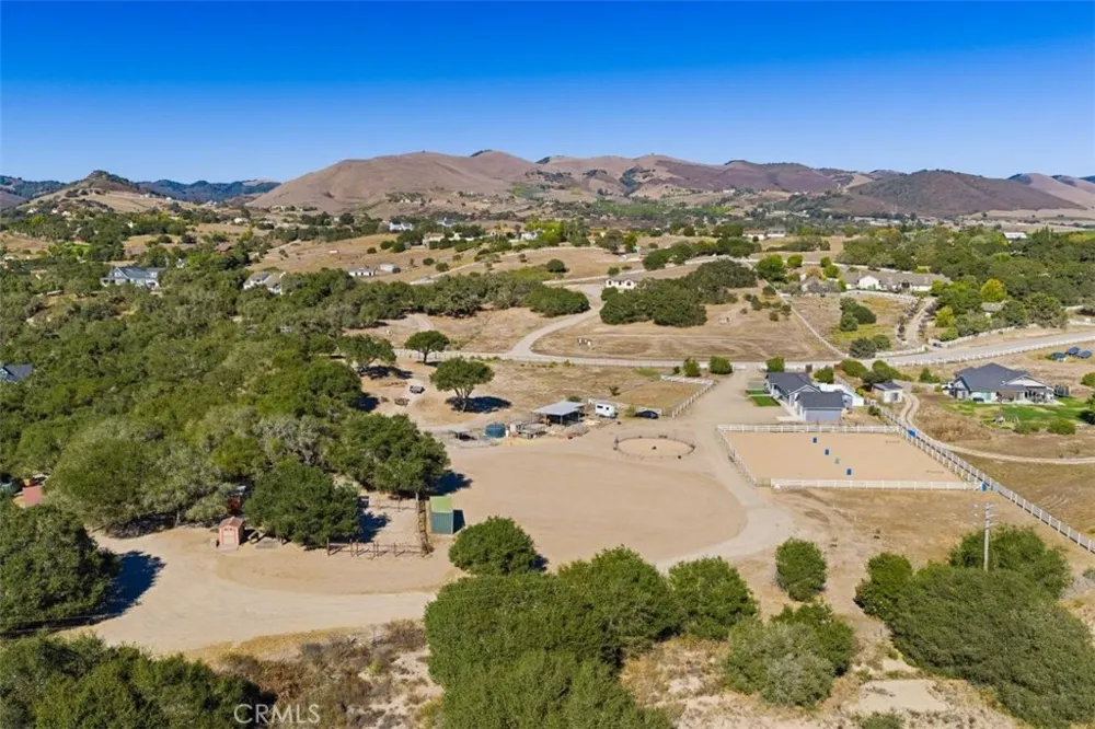 169 Cimarron Arroyo Grande, CA 93420