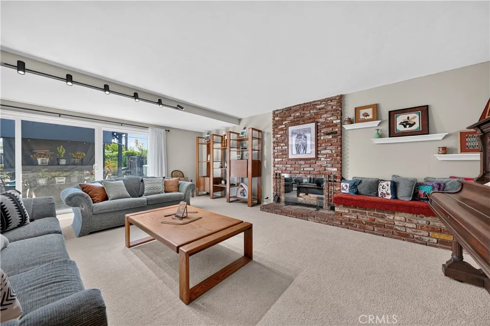 1102 Randall Avenue La Habra, CA 90631