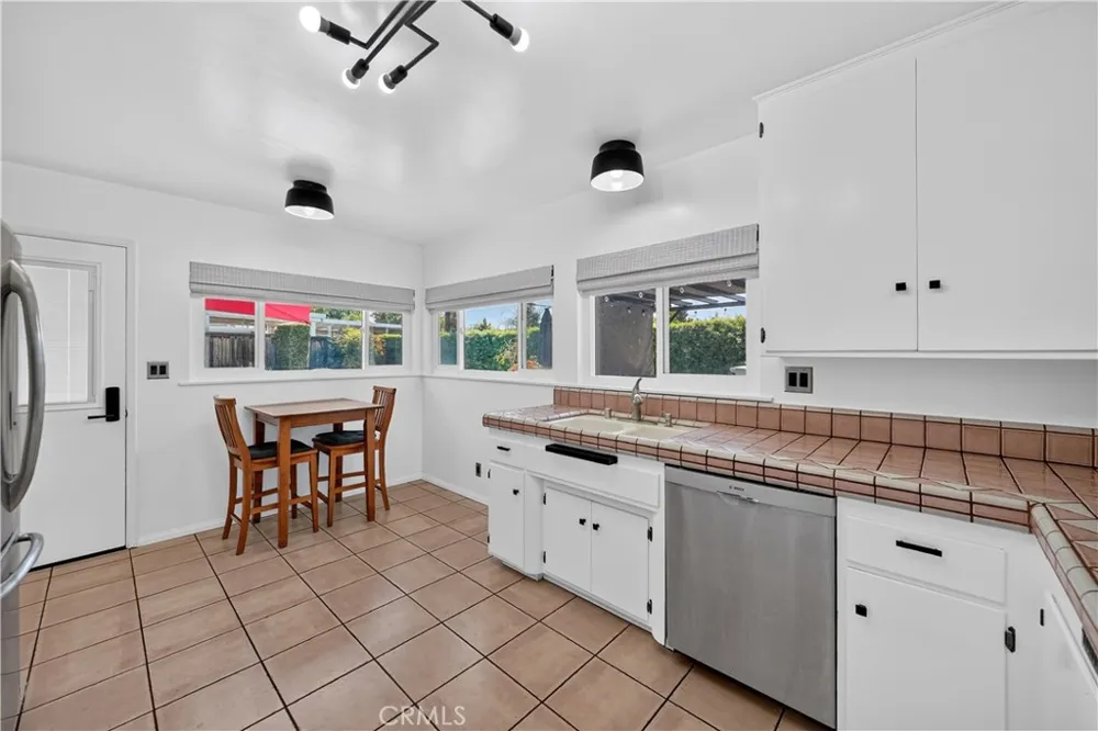 1102 Randall Avenue La Habra, CA 90631