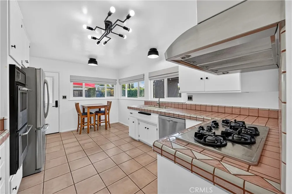 1102 Randall Avenue La Habra, CA 90631