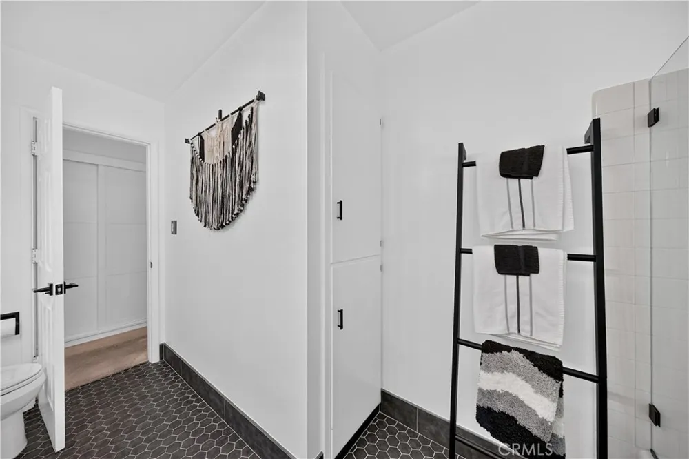 1102 Randall Avenue La Habra, CA 90631