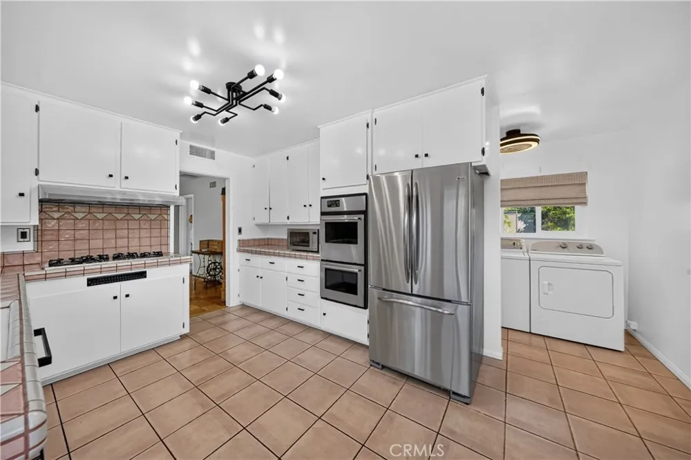 1102 Randall Avenue La Habra, CA 90631