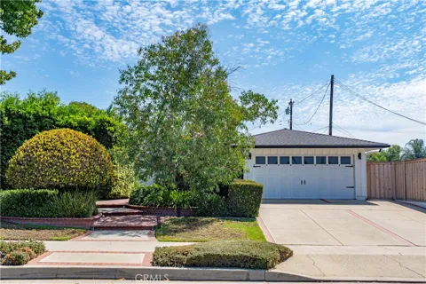 1102 Randall Avenue