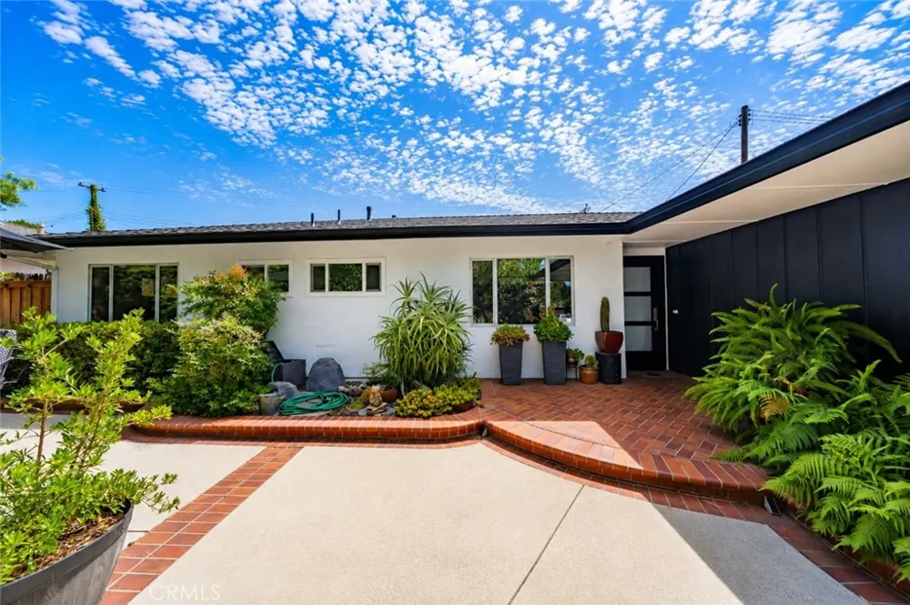 1102 Randall Avenue La Habra, CA 90631