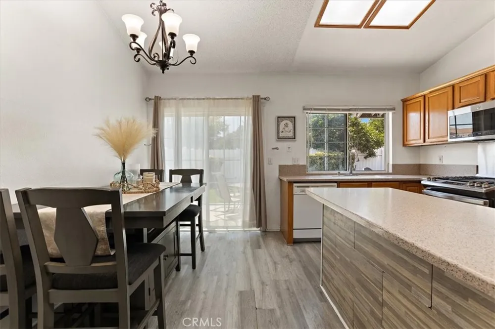 1137 Bautista Lane Colton, CA 92324