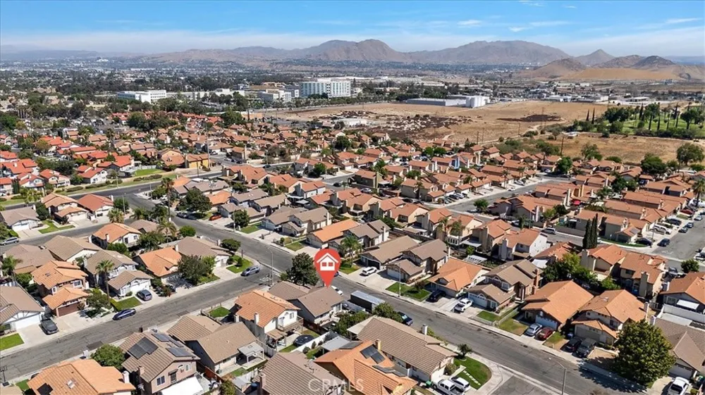 1137 Bautista Lane Colton, CA 92324