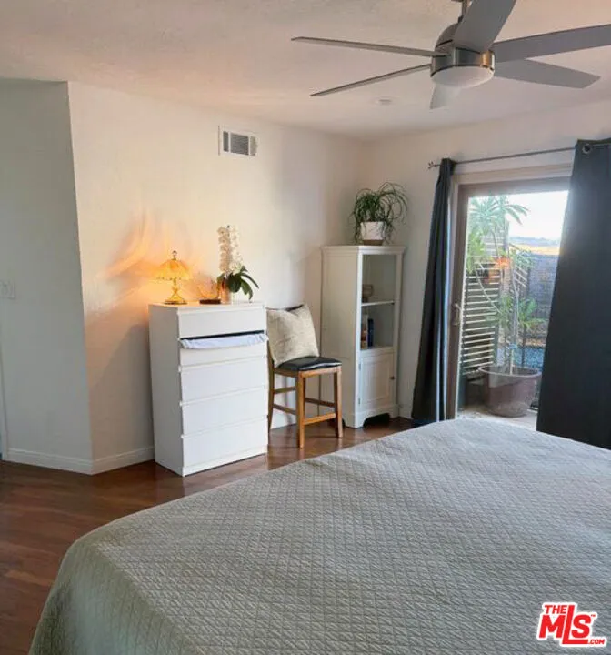 5552 Bill Cody Road Hidden Hills, CA 91302