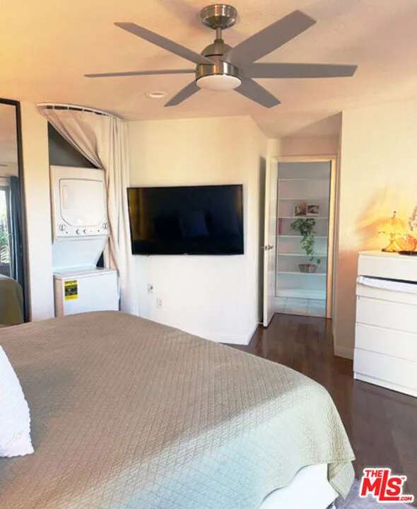 5552 Bill Cody Road Hidden Hills, CA 91302