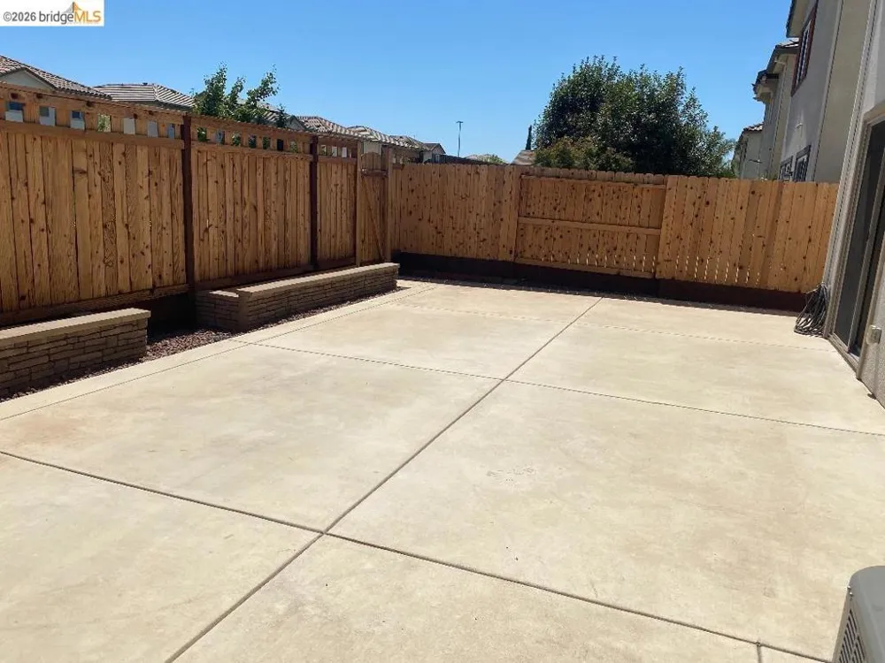 3636 Landmark Cir Modesto, CA 95356