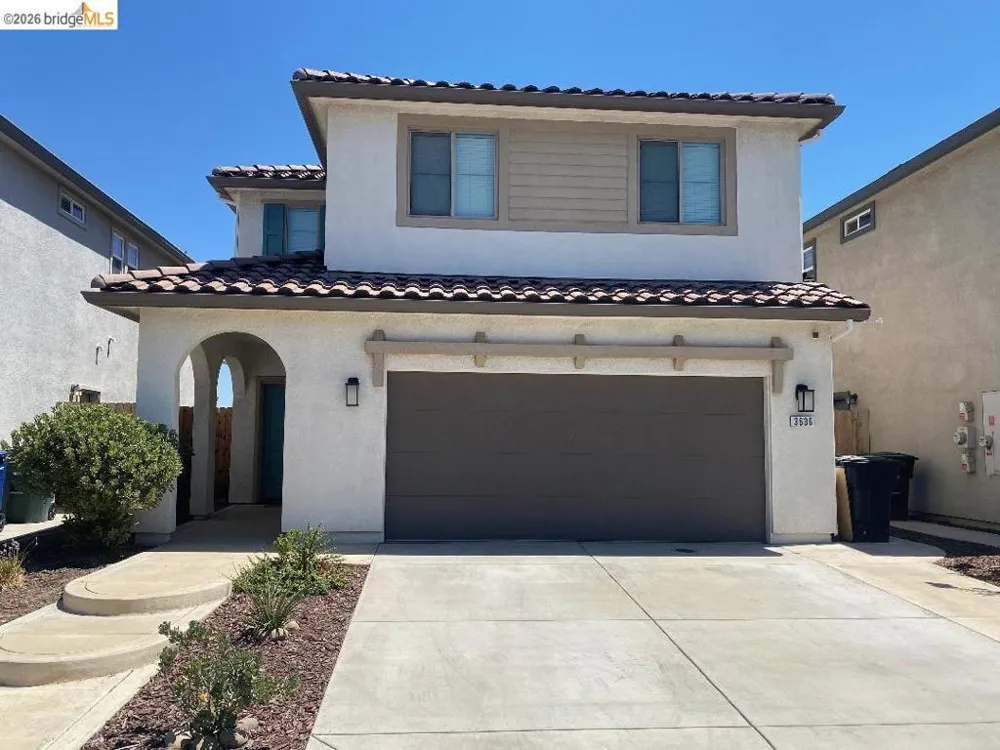 3636 Landmark Cir Modesto, CA 95356