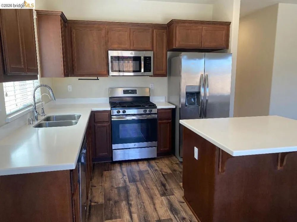 3636 Landmark Cir Modesto, CA 95356