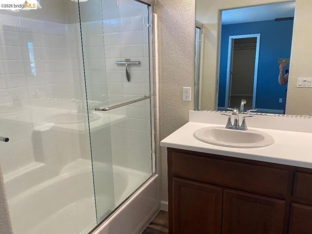 3636 Landmark Cir Modesto, CA 95356