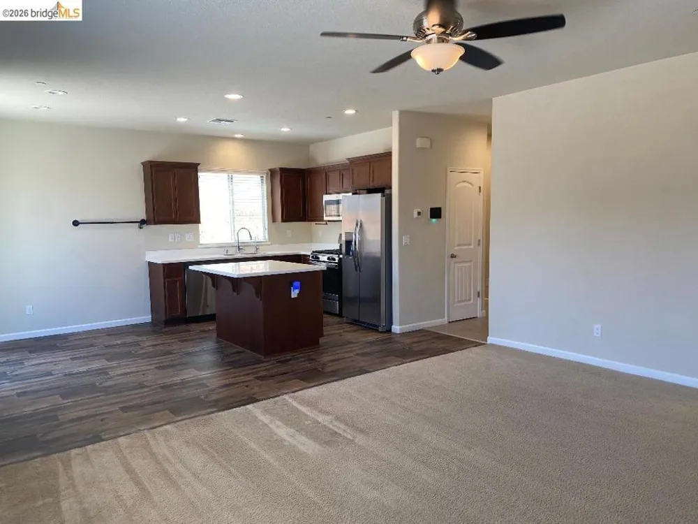 3636 Landmark Cir Modesto, CA 95356
