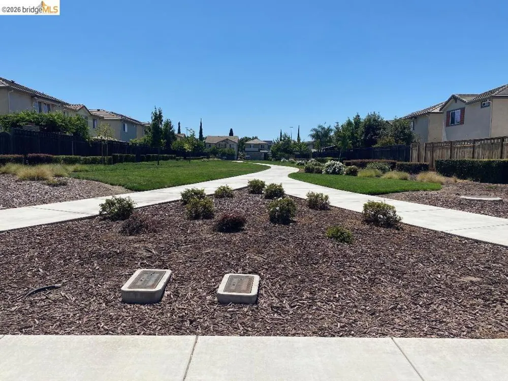 3636 Landmark Cir Modesto, CA 95356