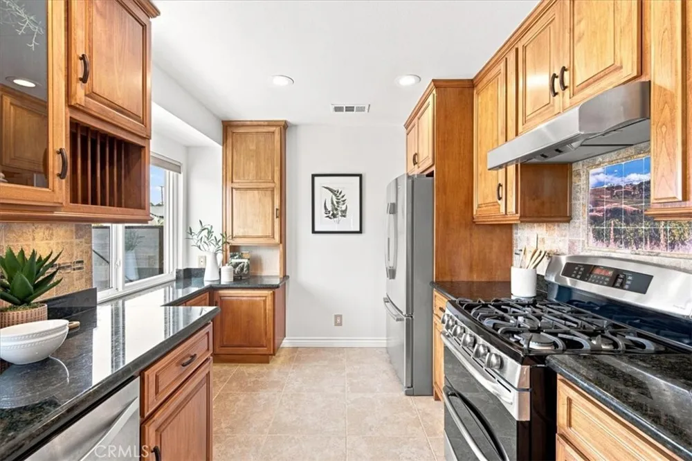 14302 San Ardo La Mirada, CA 90638