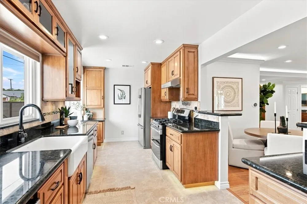 14302 San Ardo La Mirada, CA 90638