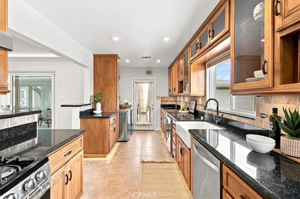 14302 San Ardo La Mirada, CA 90638