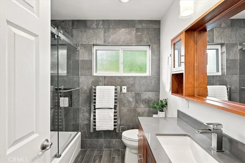 14302 San Ardo La Mirada, CA 90638