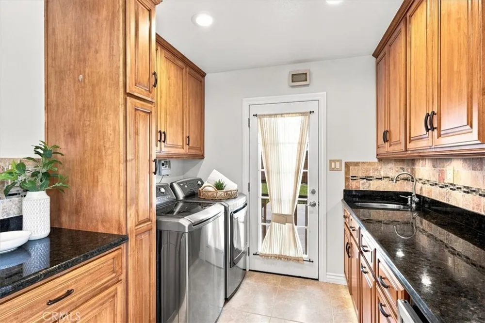 14302 San Ardo La Mirada, CA 90638