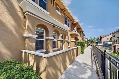 1654 Heywood Unit E