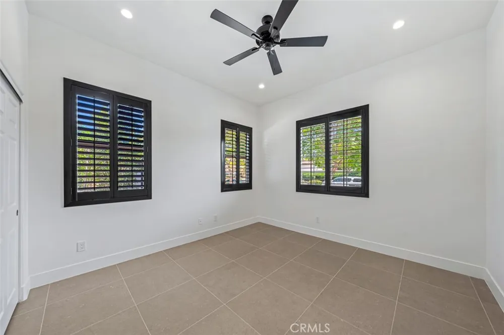 1328 N Paradise Ridge Way Chula Vista, CA 91915