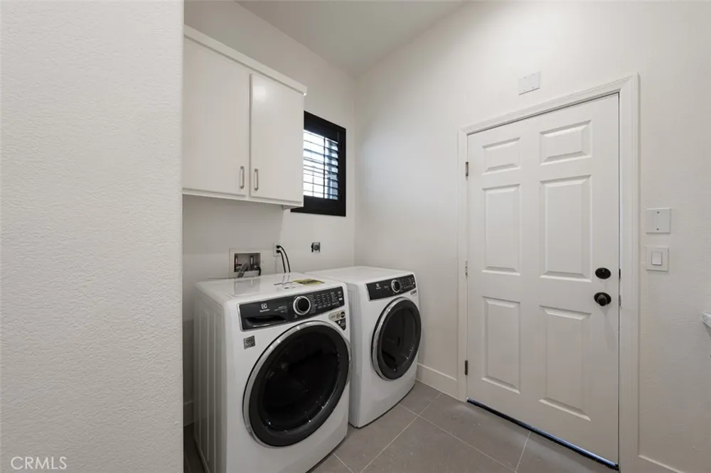 1328 N Paradise Ridge Way Chula Vista, CA 91915