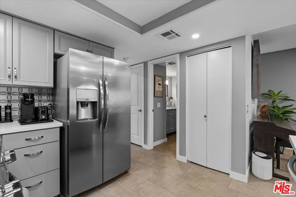 32505 Candlewood Drive #11 Cathedral City, CA 92234