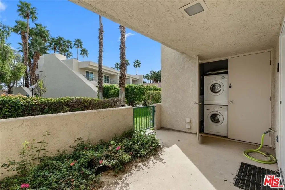 32505 Candlewood Drive #11 Cathedral City, CA 92234