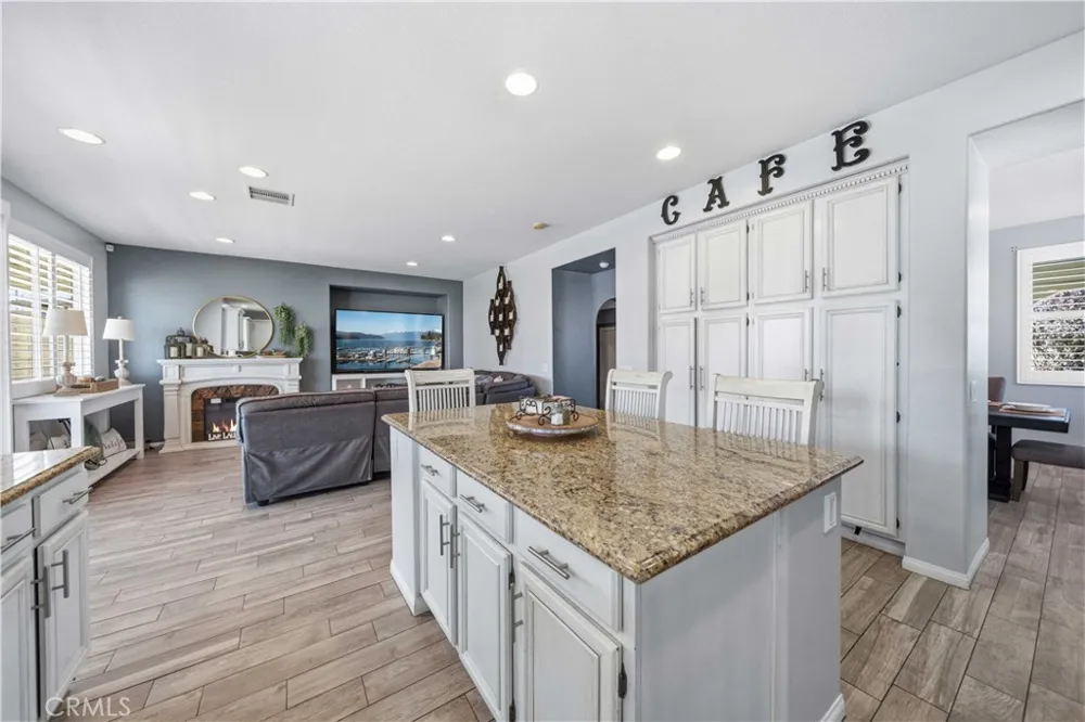 36426 50th E Palmdale, CA 93552