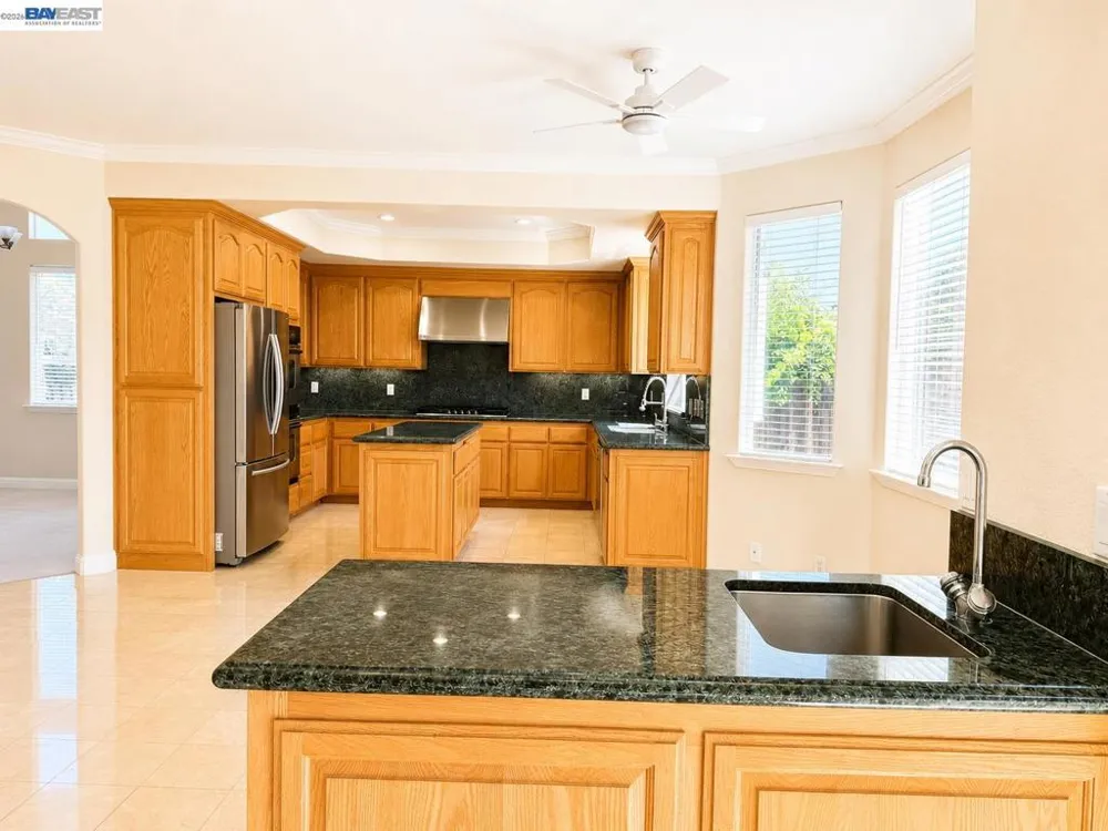 3635 Corte Rubiolo Castro Valley, CA 94546
