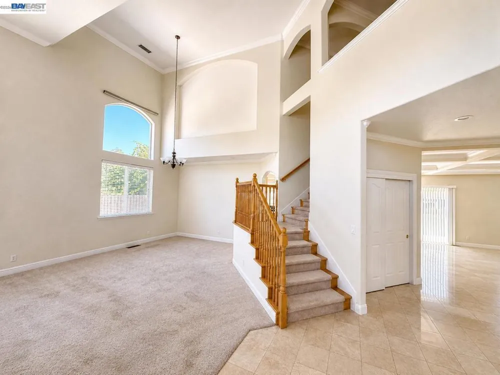 3635 Corte Rubiolo Castro Valley, CA 94546