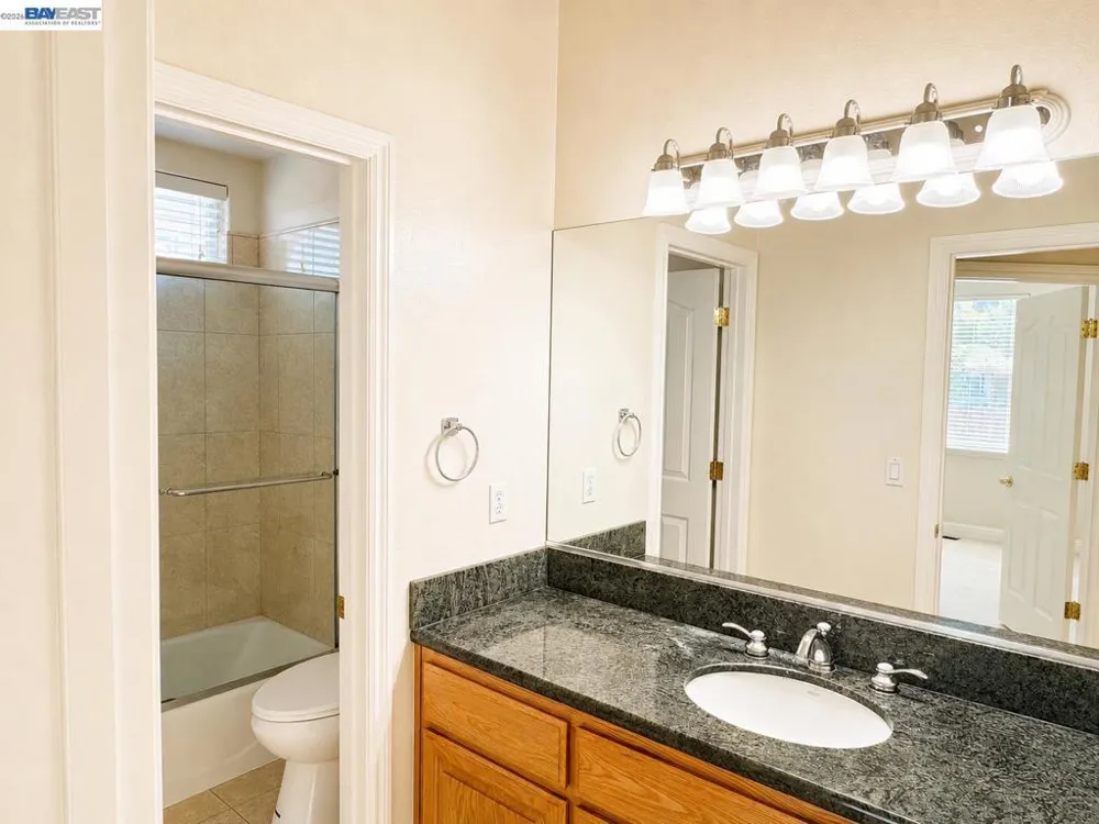 3635 Corte Rubiolo Castro Valley, CA 94546