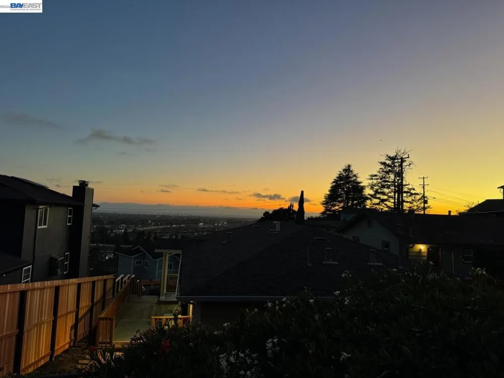 17119 Rolando Ave Castro Valley, CA 94546