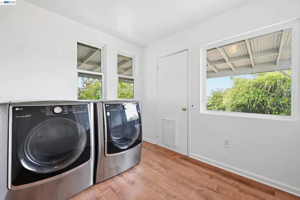 17119 Rolando Ave Castro Valley, CA 94546
