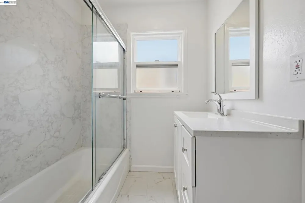 17119 Rolando Ave Castro Valley, CA 94546