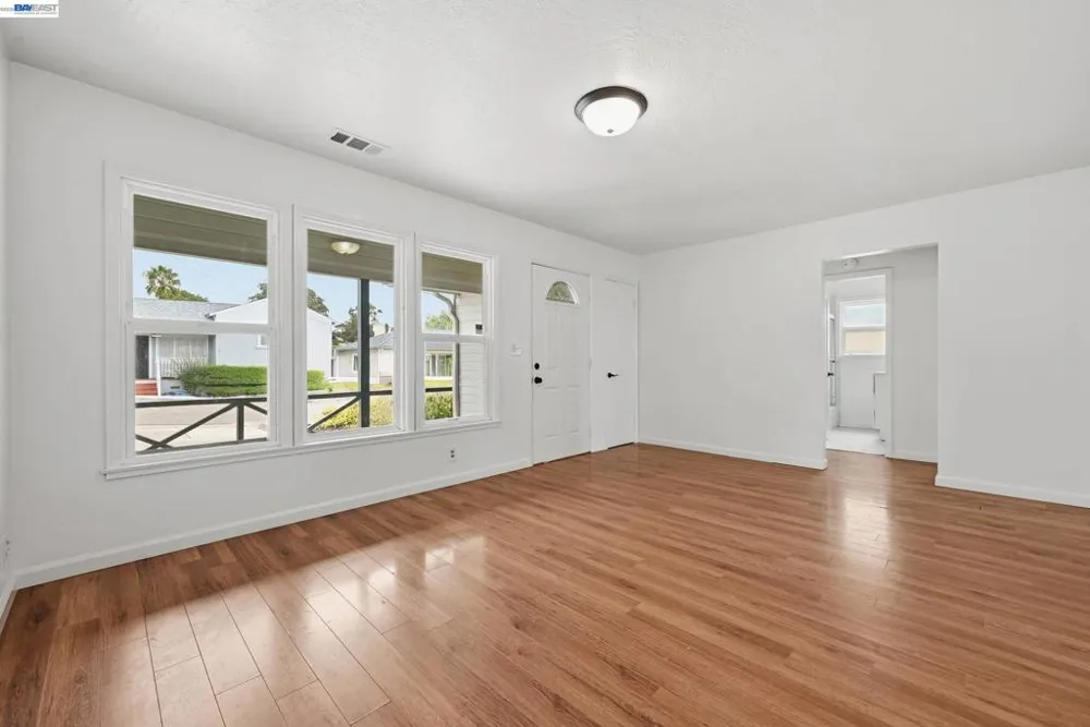 17119 Rolando Ave Castro Valley, CA 94546
