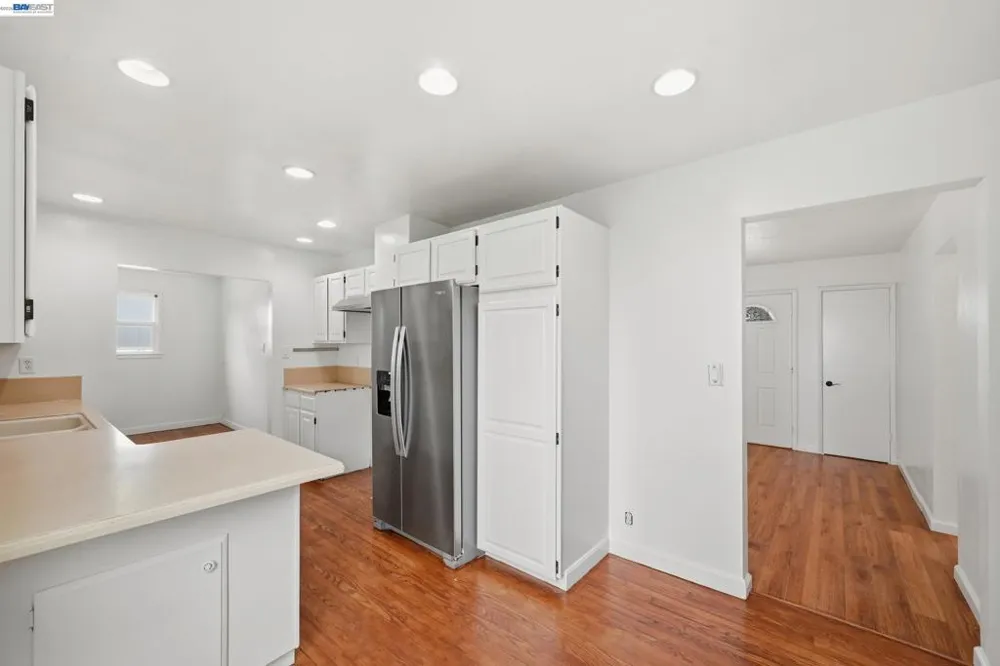 17119 Rolando Ave Castro Valley, CA 94546
