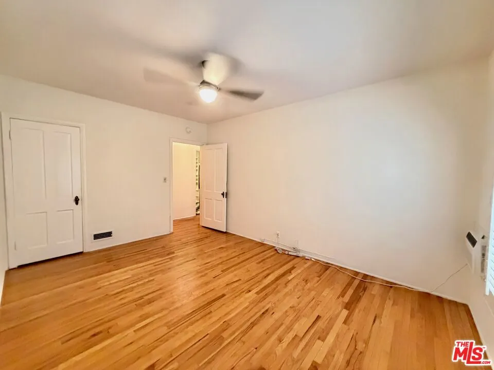 8472 Fountain Avenue West Hollywood, CA 90069