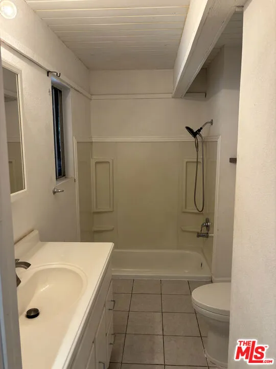1327 Evergreen Lane Lake Arrowhead, CA 92352
