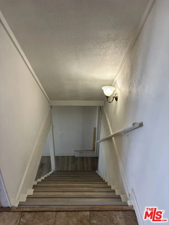 1327 Evergreen Lane Lake Arrowhead, CA 92352