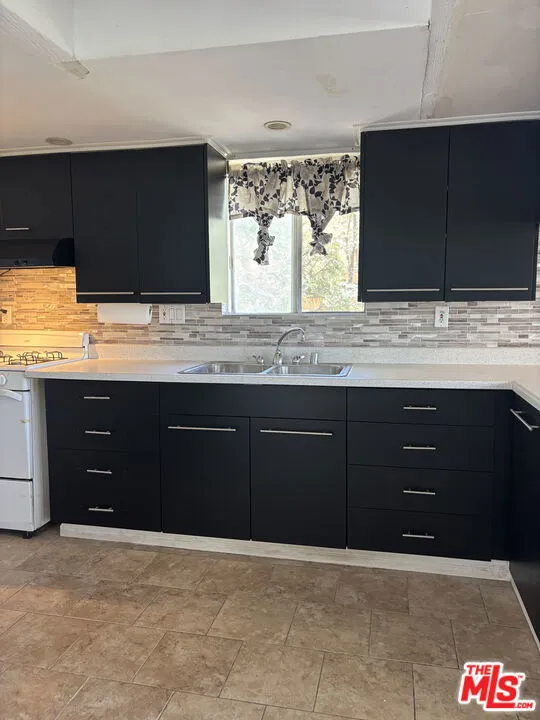 1327 Evergreen Lane Lake Arrowhead, CA 92352