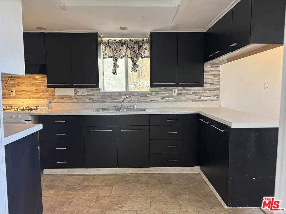 1327 Evergreen Lane Lake Arrowhead, CA 92352