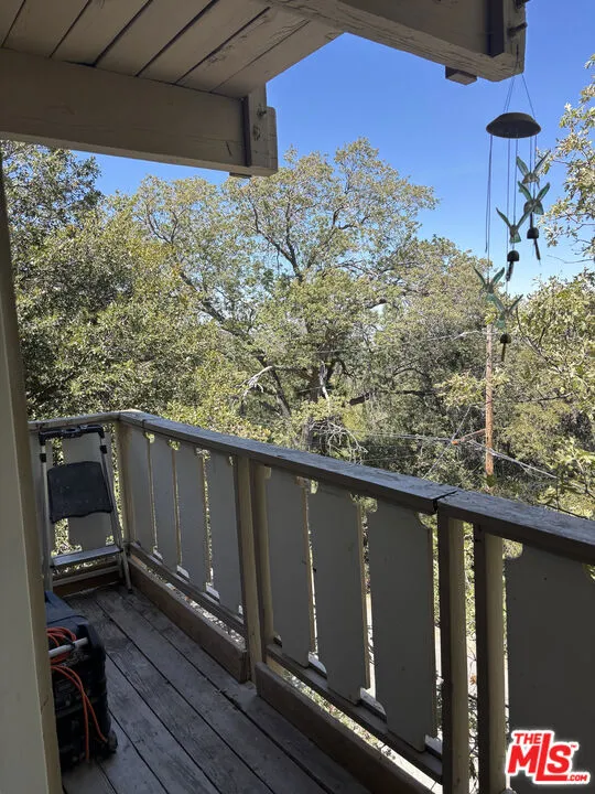 1327 Evergreen Lane Lake Arrowhead, CA 92352