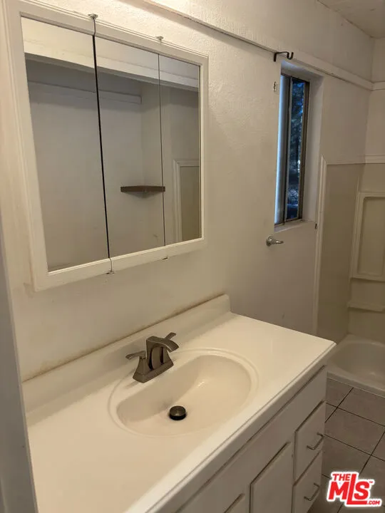 1327 Evergreen Lane Lake Arrowhead, CA 92352