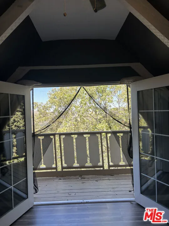 1327 Evergreen Lane Lake Arrowhead, CA 92352