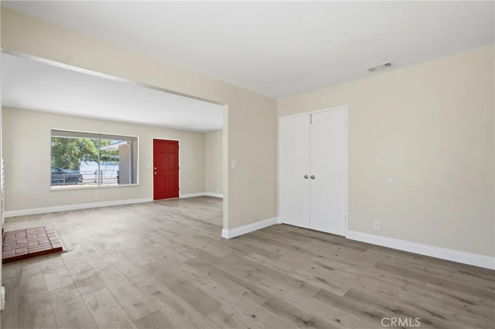 13370 Earl Baldwin Park, CA 91706