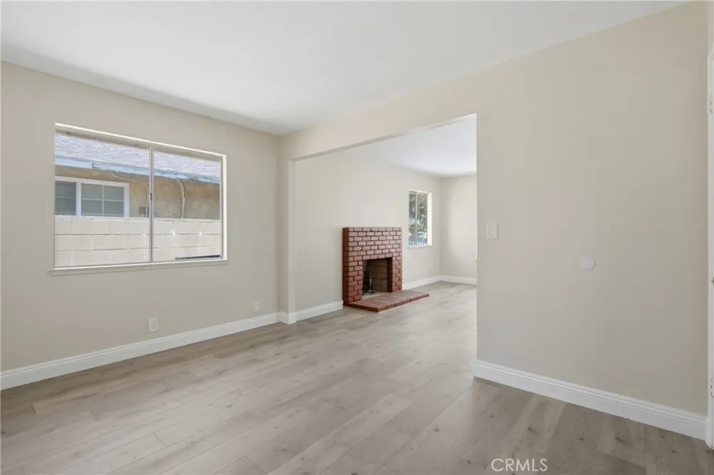 13370 Earl Baldwin Park, CA 91706